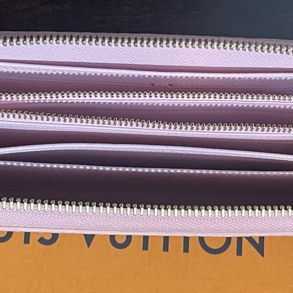 Louis Vuitton By the Pool Zippy Wallet - Picture 11 of 14